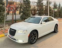 کرایسلەر 300